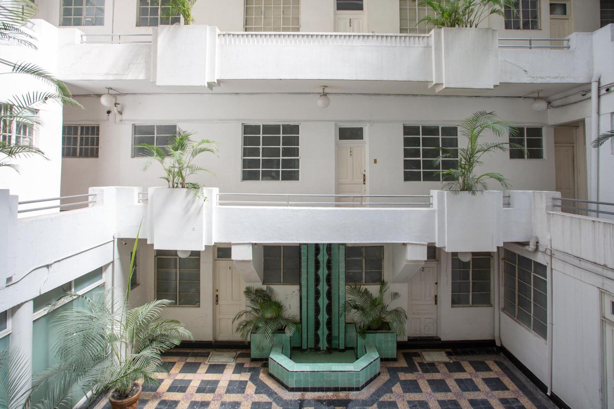 Edificio Art Deco En Roma Norte Mexico City Exteriör bild